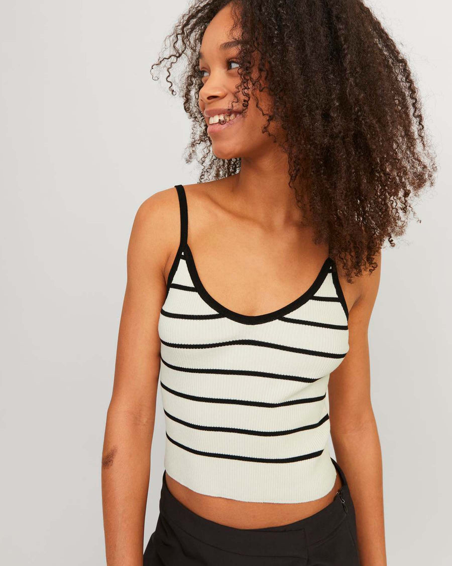 JXESTHER TIGHT SHORT TOP