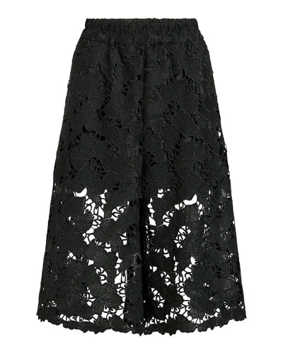 VIHYLDE HW LACE BERMUDA SHORTSThumbnail