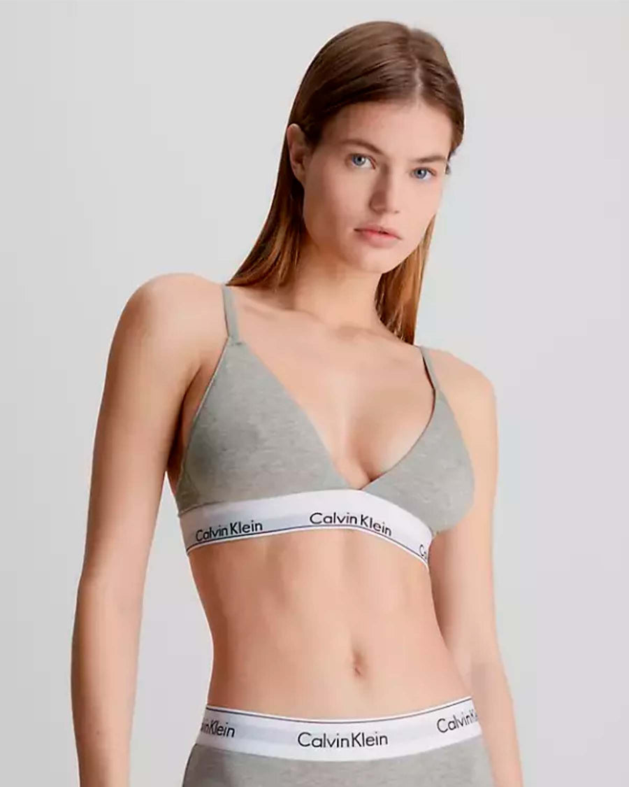 LIGHTLY LINED TRIANGLE