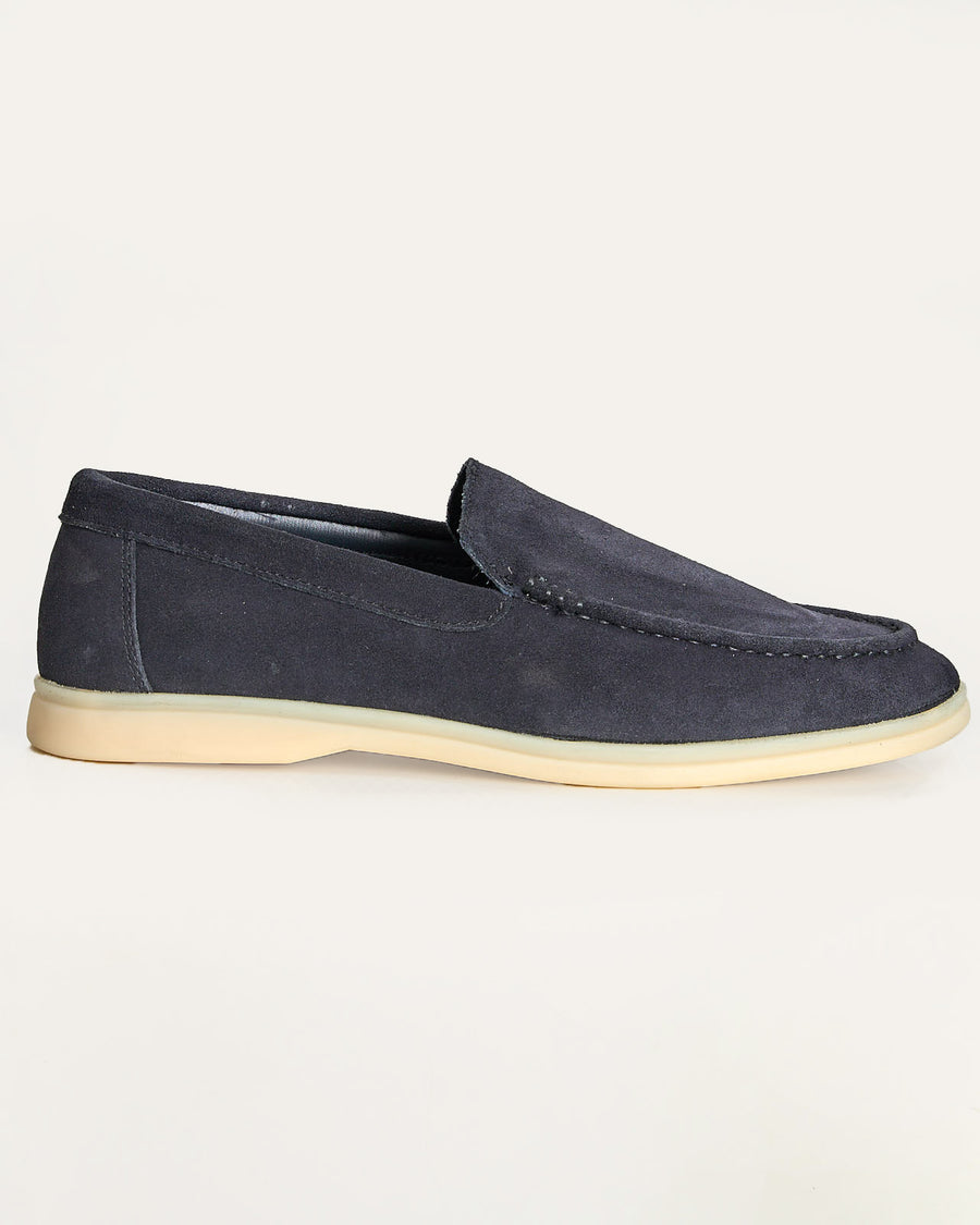 Suede loafer