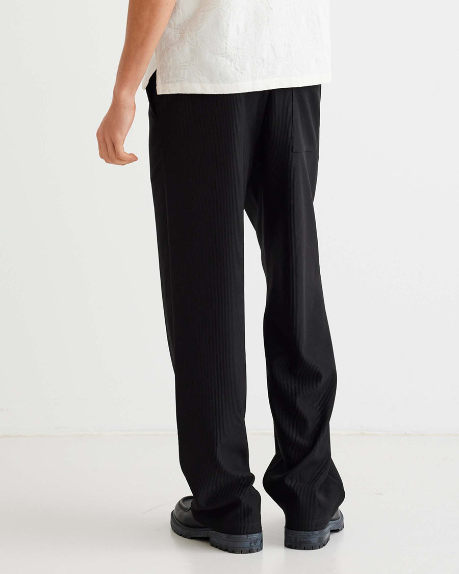 WBIvo Plisse Pant