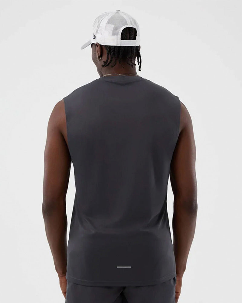 MLBSLEEVELESS TEE