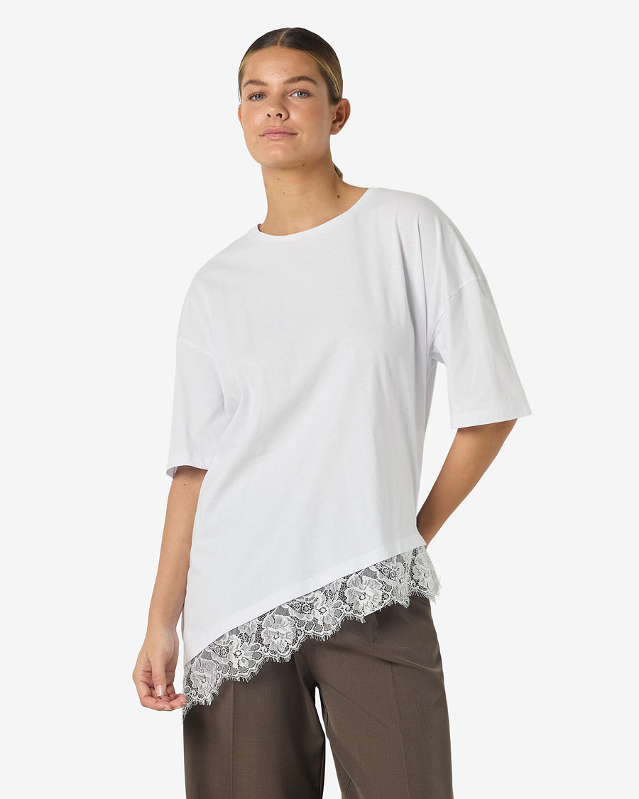 NMEASY LACE DETAIL T-SHIRT