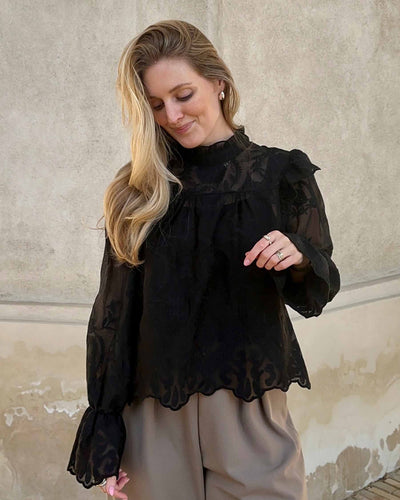 Ellinoric lace shirtThumbnail