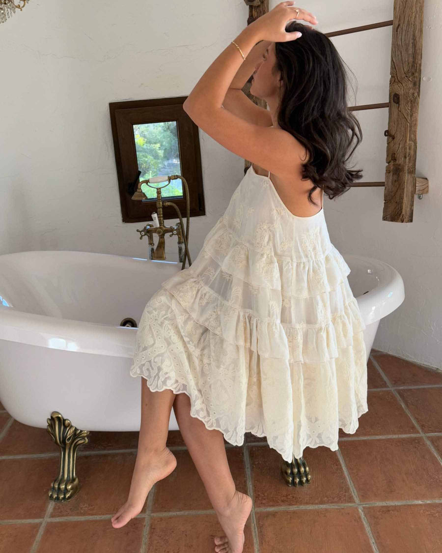 Ellinoric lace strap dress