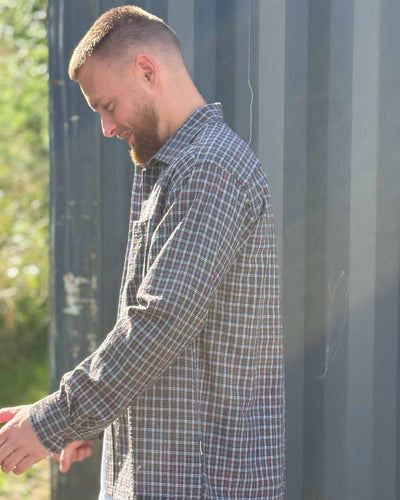 WBBuzo Chuck ShirtThumbnail