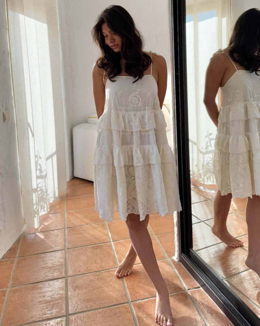 Ellinoric lace strap dress