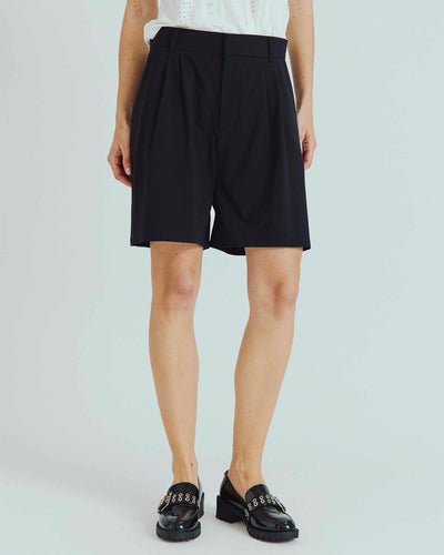 Puramelia pleat shortsThumbnail