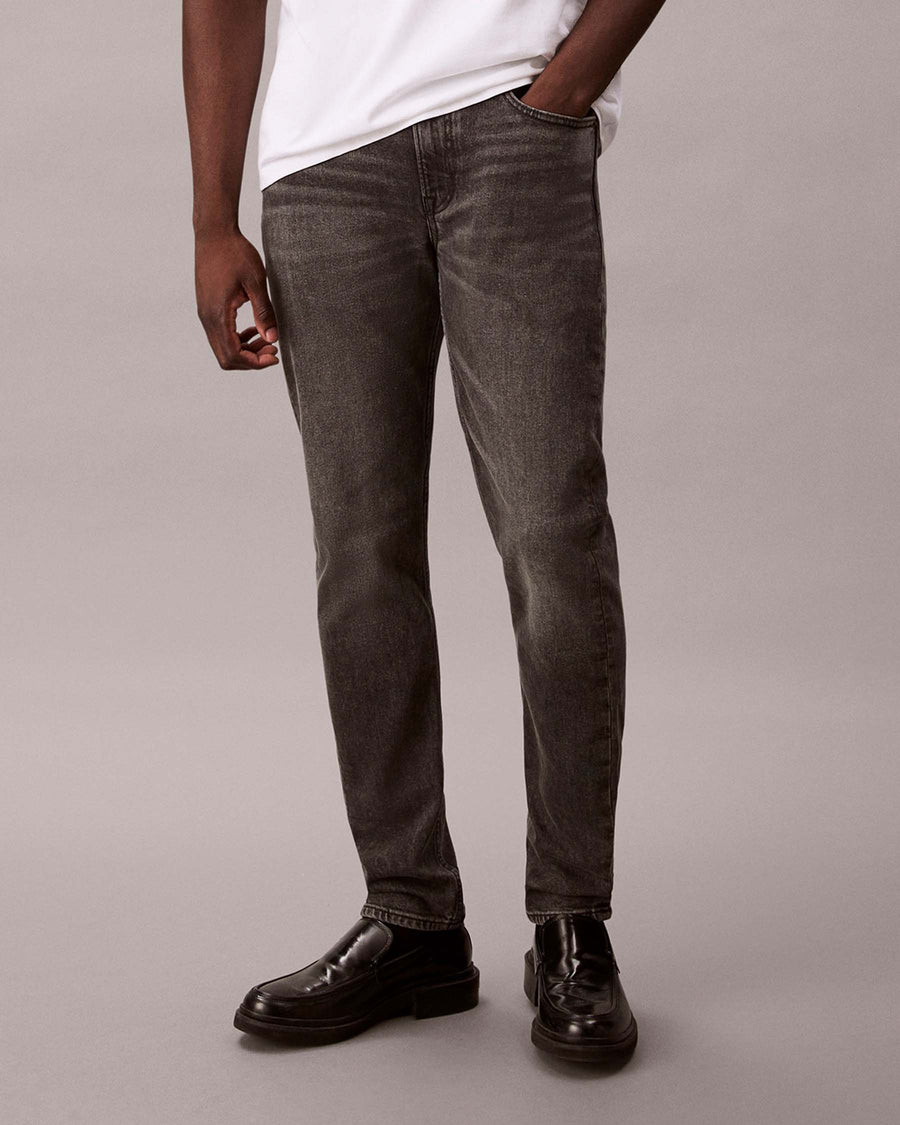 SLIM TAPER HEARST GREY JEANS