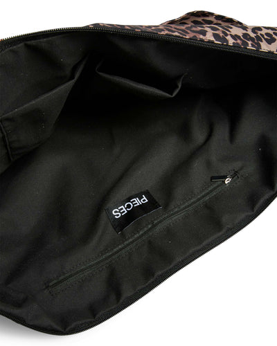 PCAMANDA XL BUMBAGThumbnail