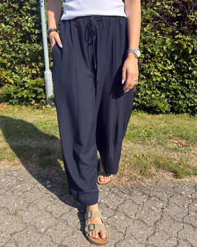 Elin barrel pantsThumbnail