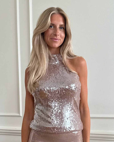 Emilyic topThumbnail