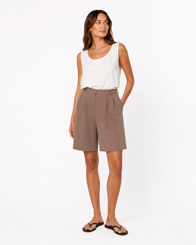 Melissa wide shortsThumbnail