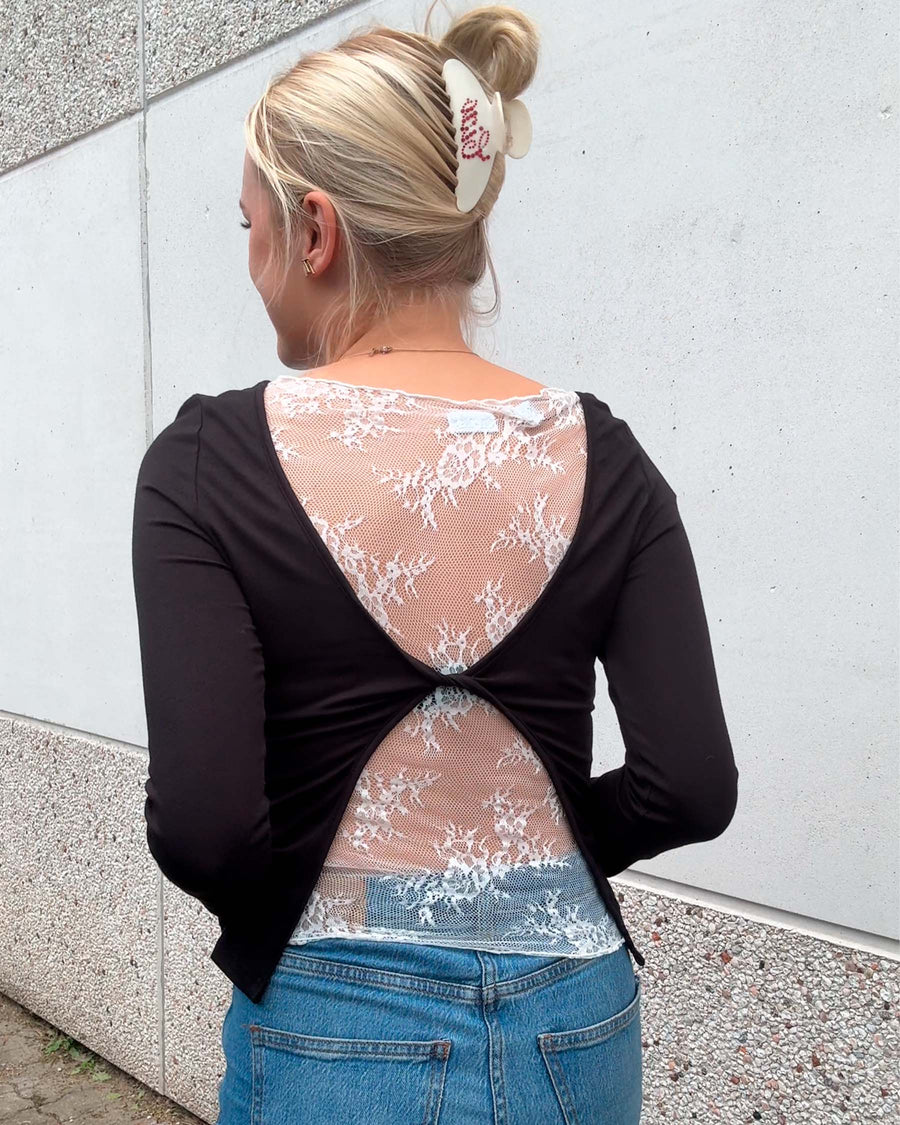 NMTIKA L/S LACE BACK TOP