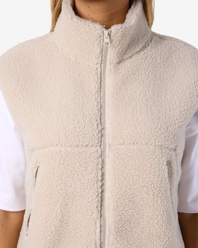 NMMASEY SHORT TEDDY VESTThumbnail