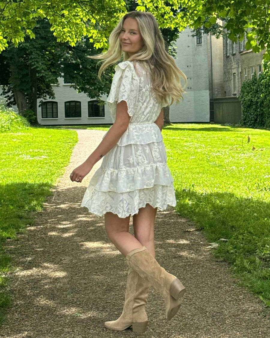 Ellinoric lace layer dress