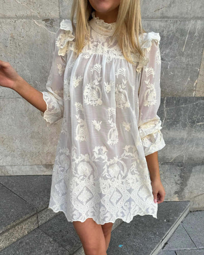 Ellinoric lace dressThumbnail