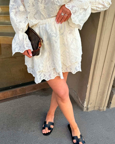 Ellinoric lace mini skirtThumbnail