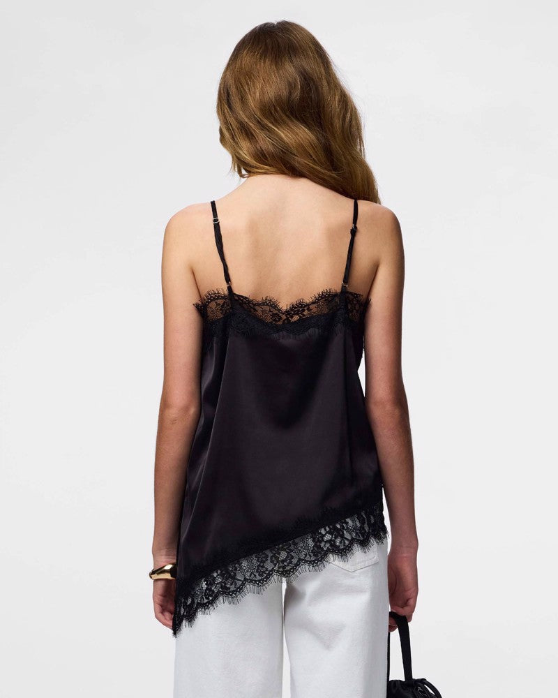 PCNOMI STRAP SATIN LACE TOP