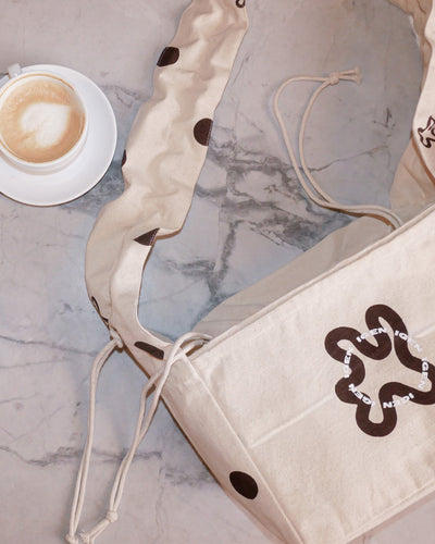 Shopper ruffle brown dotsThumbnail