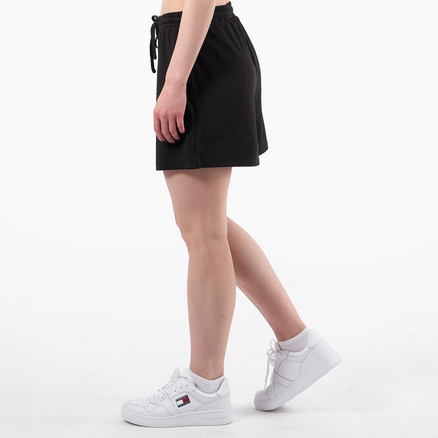 Sigrid solid shorts