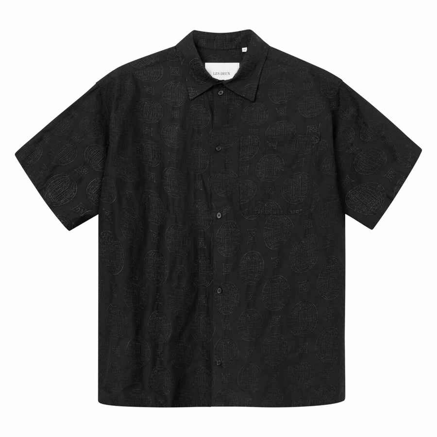 Globe loose ss shirt