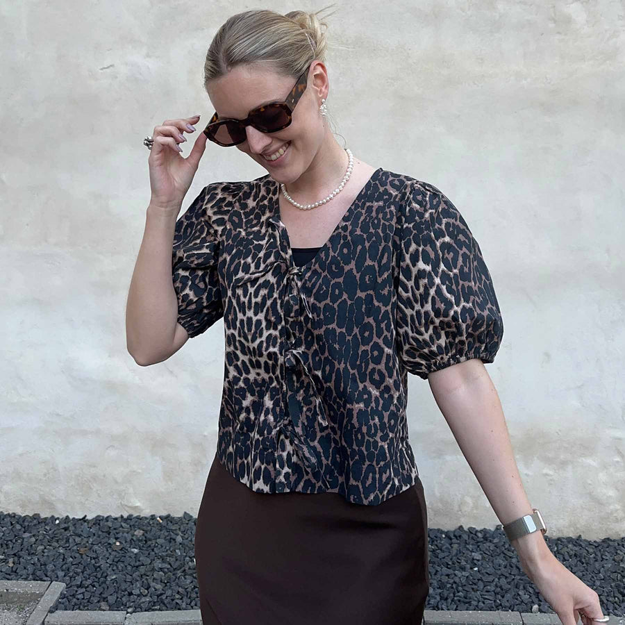 Sina leo ss tie shirt