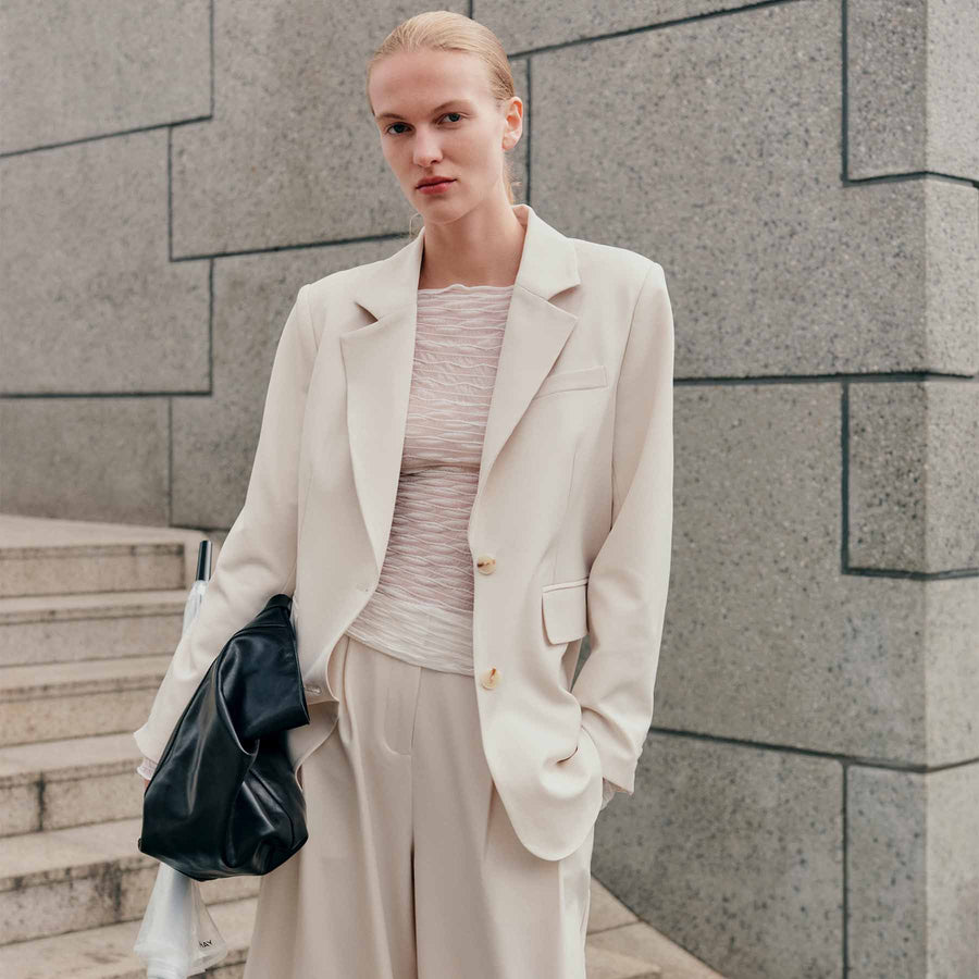 Vikaka back slit blazer