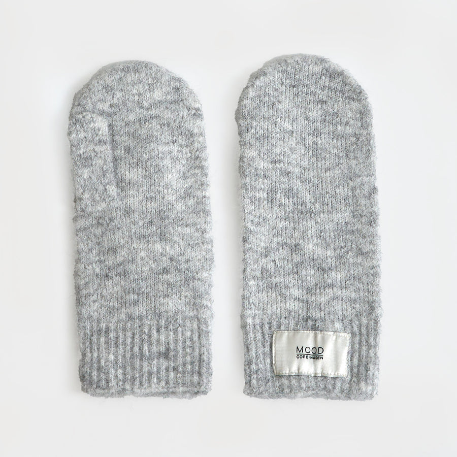 Mondi knit mittens