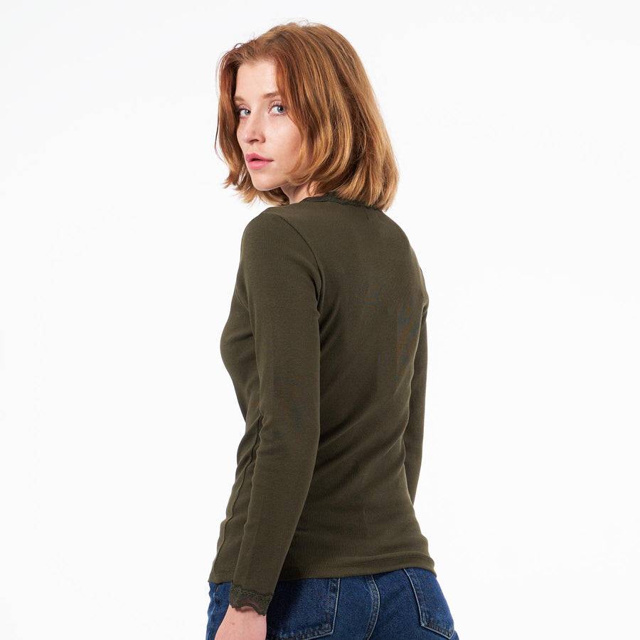 Purodine lace blouse