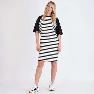 Heavy single lolaThumbnail