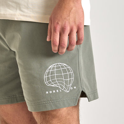 Richard shortsThumbnail