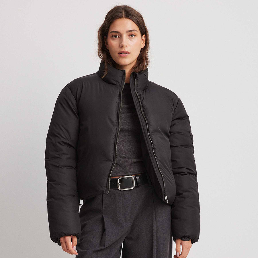 Short padded jacket