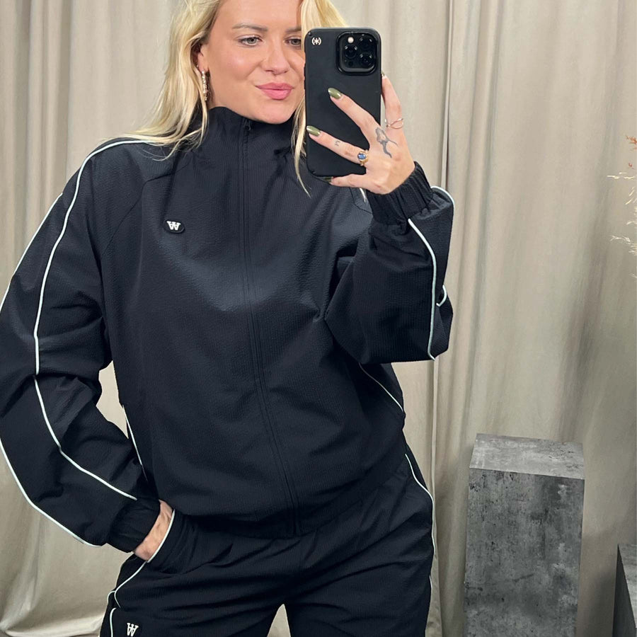 Wwade crinkle track top