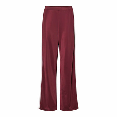 Pcfelicia hw wideThumbnail