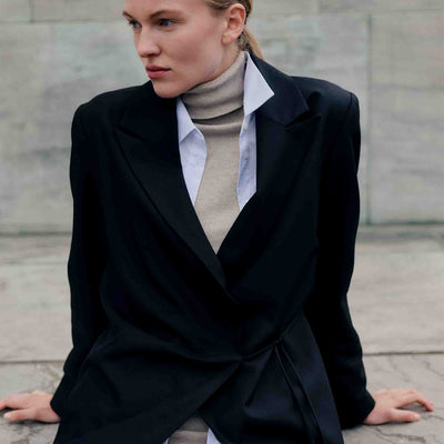 Viadria tie detail blazerThumbnail