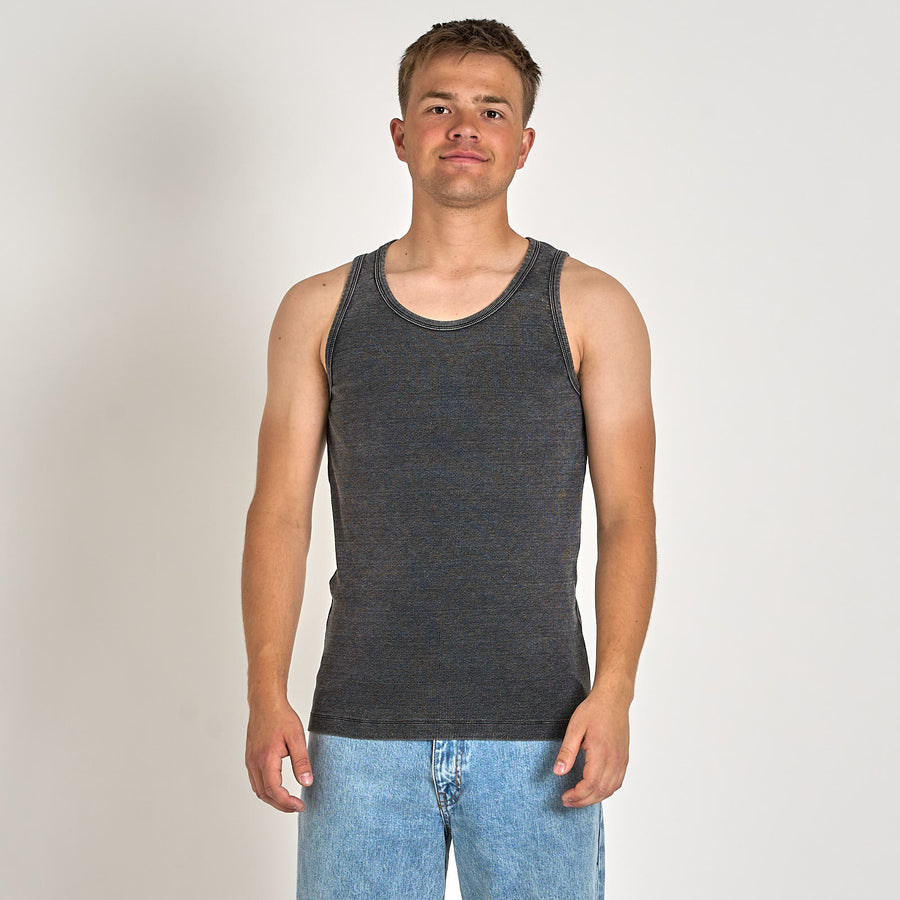 Acid tank top