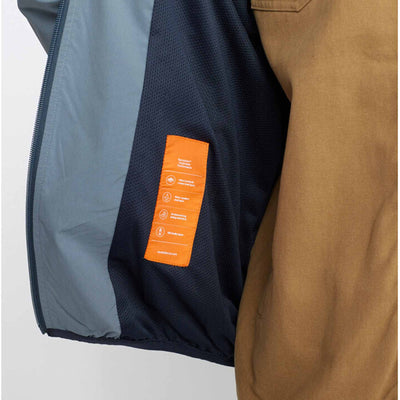 Track jacketThumbnail