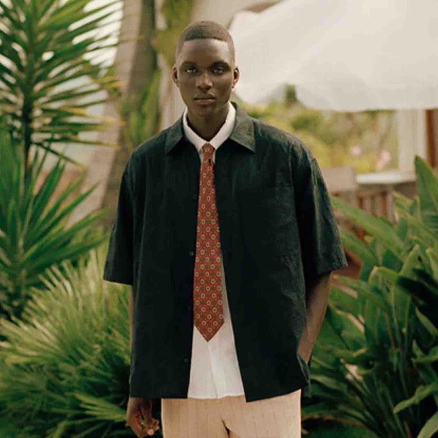 Globe loose ss shirt