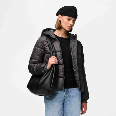 Pcbee new short pufThumbnail