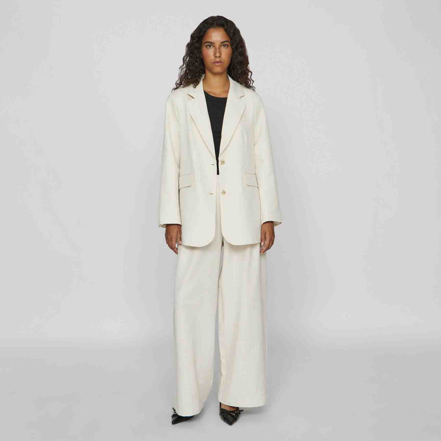 Vikaka back slit blazer