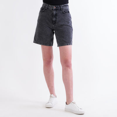 Maggie tb shortsThumbnail