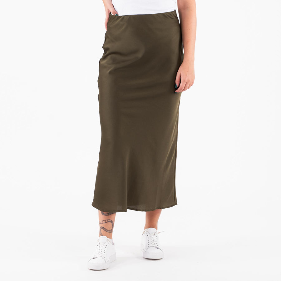 Pursarah satin skirt