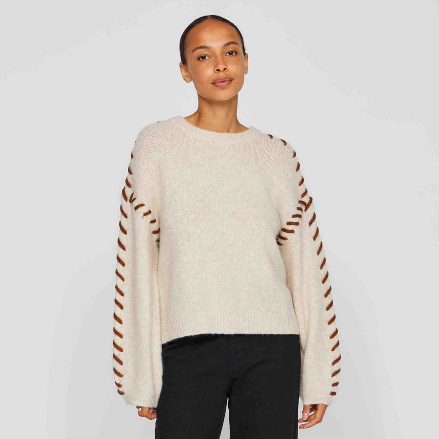 Vihaddo o-neck detail knit