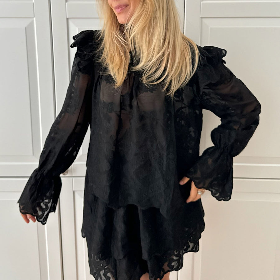 Ellinoric lace shirt