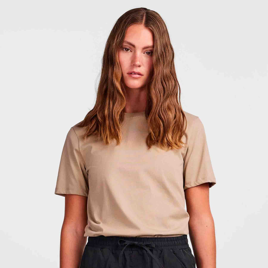 Pcria ss solid tee