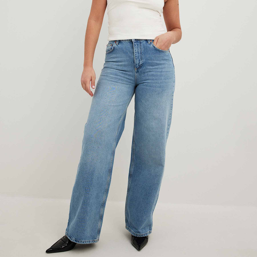 Wide high waist jean