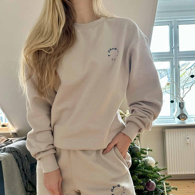 Organic crewneckThumbnail