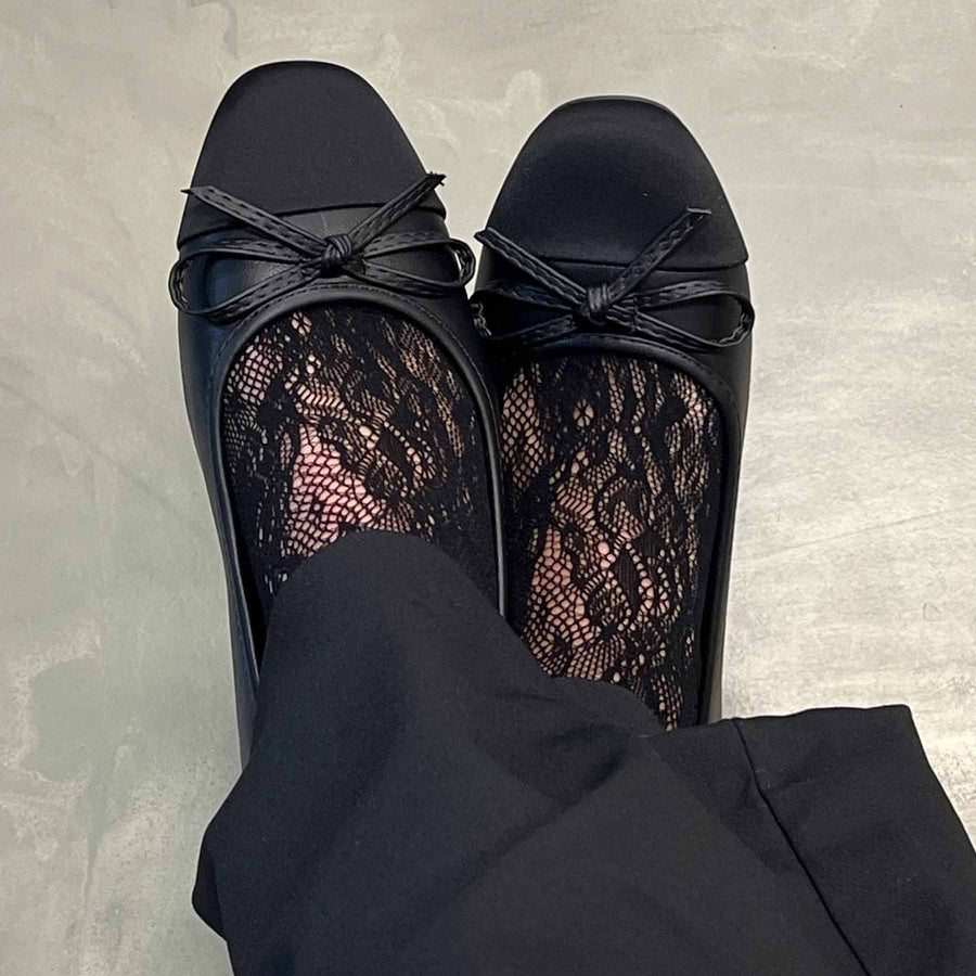 Hailey bow ballerina