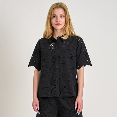 Olivia ss shirtThumbnail